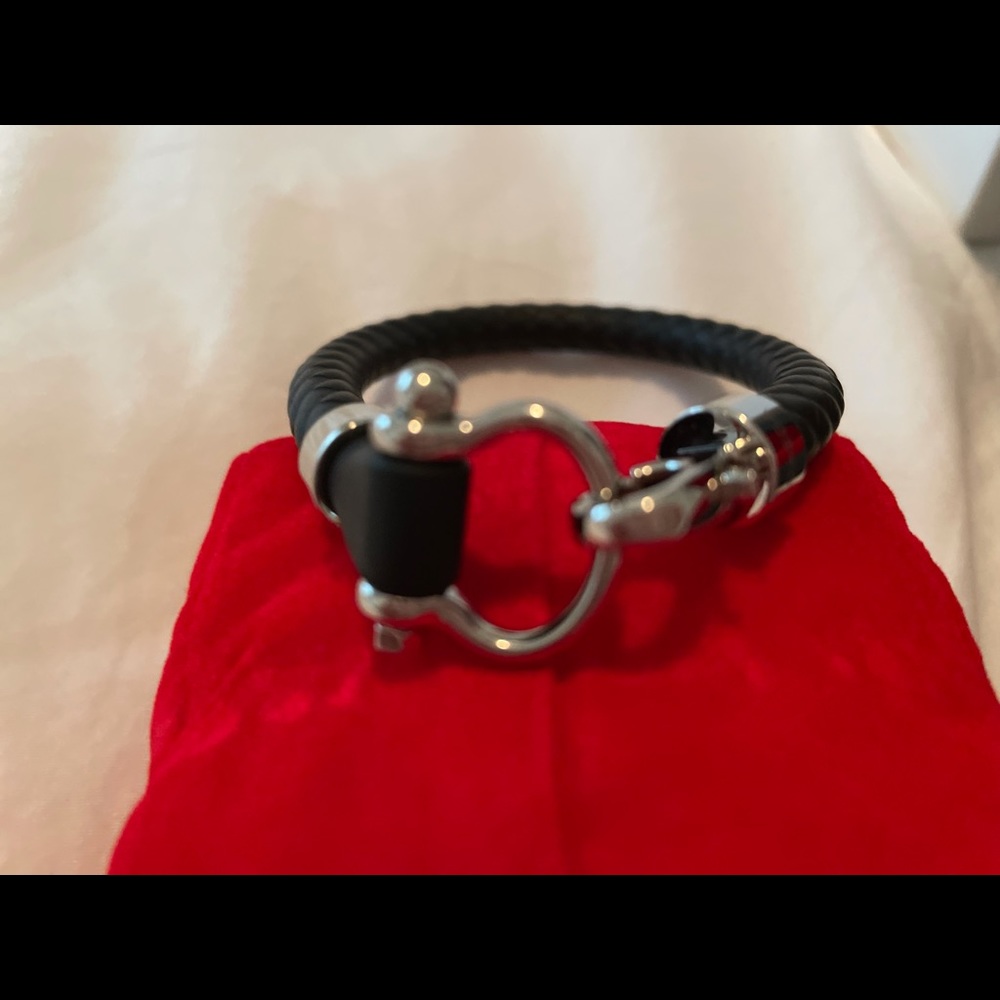 Sailing bracelet in stainless steel and black